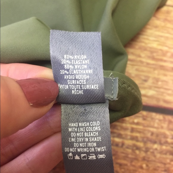 ❣️SOLD❣️Aerie one-piece swimsuit green - Picture 8 of 8